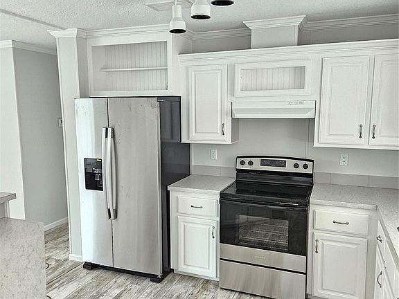 3rd image of 8650 SW 18th Court