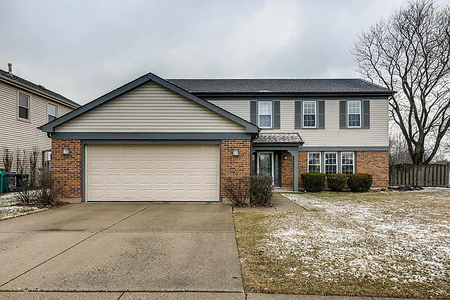 288 E Fox Hill Dr photo 1