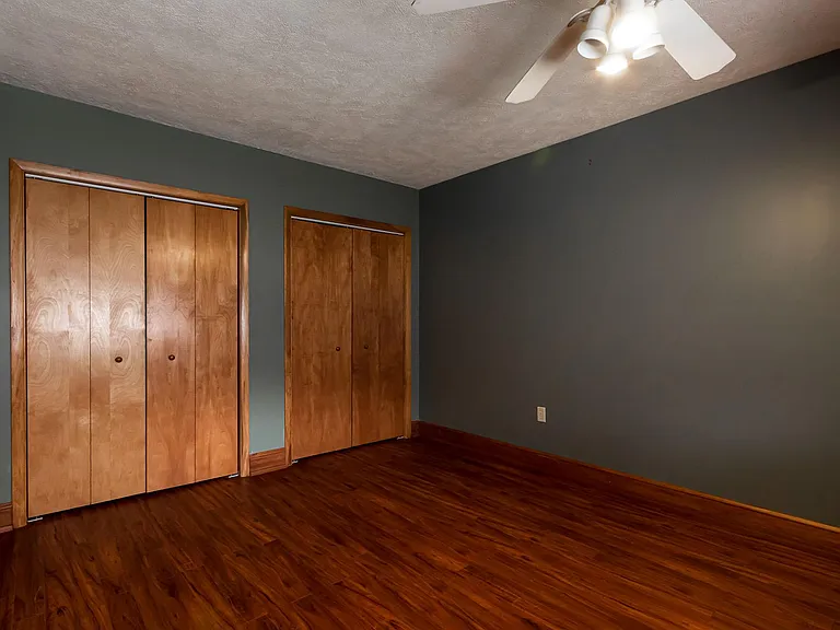 214 Wall St — Photo 14
