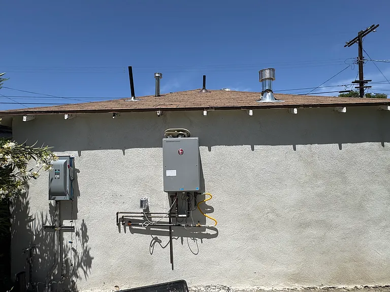 19339 Vanowen St #B — Photo 28
