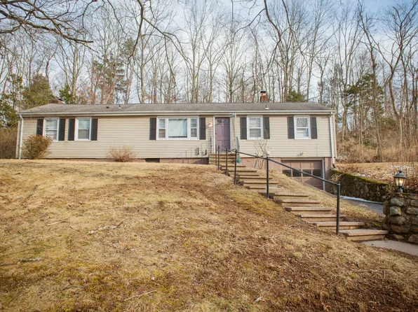 366 Kenwood Ave, Hamden, CT 06518