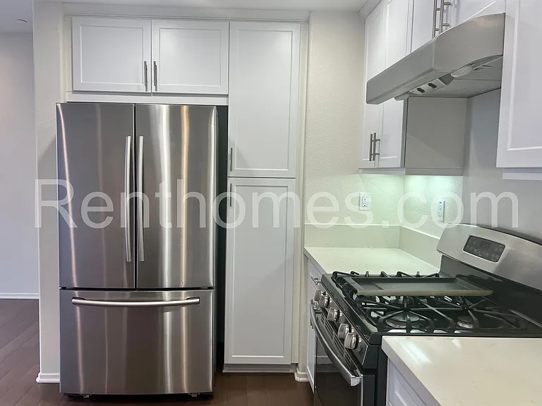 8862 Promenade North Pl — Photo 4