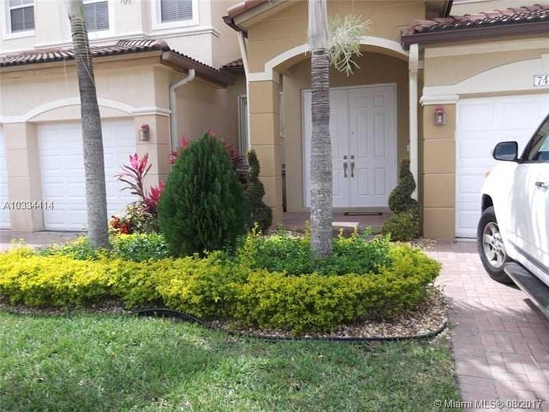 1st image of 7442 NW 113th Ct