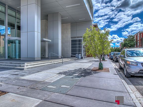 3rd image of 930 16th Ave SW #1908