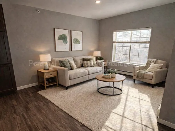 600 8th St S Unit 302, Moorhead, MN 56560