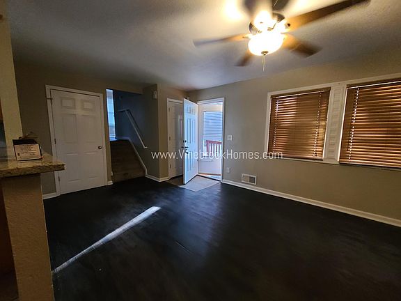 2nd image of 4020 E 47th St