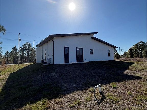 5th image of 3107 Meadow Rd