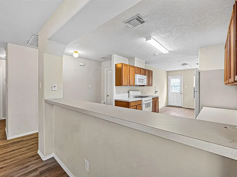 19119 Yaupon Ranch Dr — Photo 17