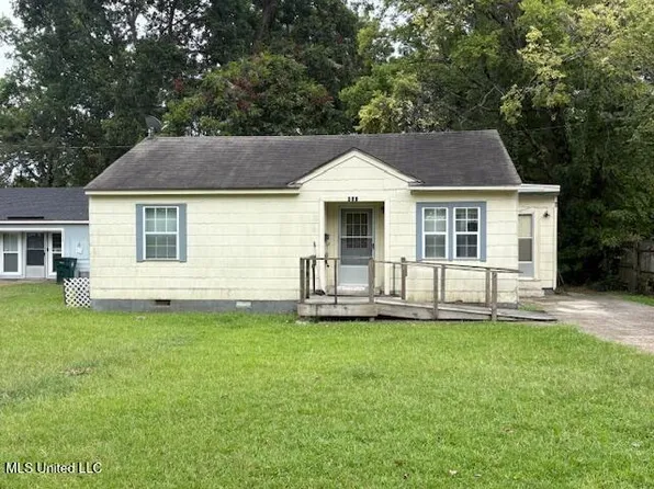 405 W Jeff Davis Ave, Greenwood, MS 38930