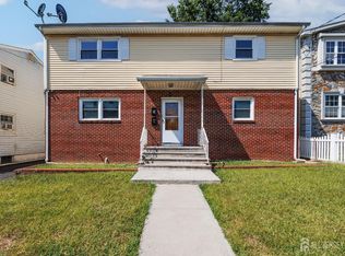 111 Emerson St #1, Carteret, NJ