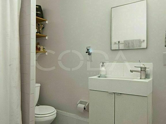 5th image of 66 George St #F
