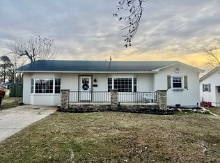 703 W Grant St, Dexter, MO 63841