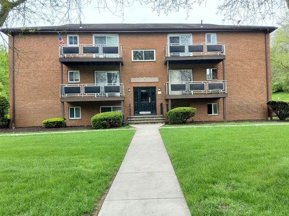 37 Tanager Rd, Monroe, NY