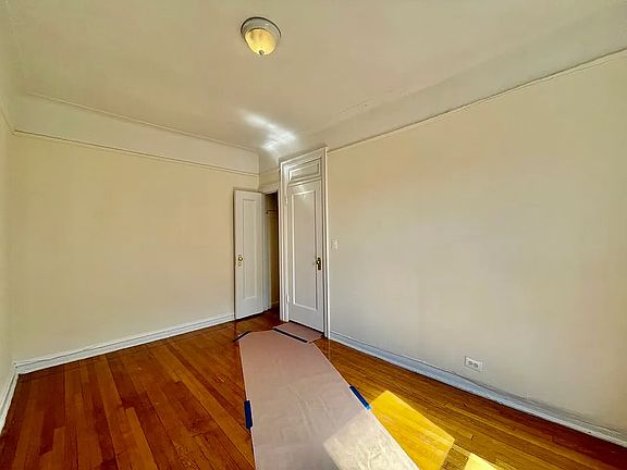 5th image of 180 E 17th St #1