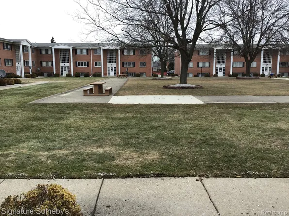 8171 Denwood Dr #K3, Sterling Heights, MI 48312