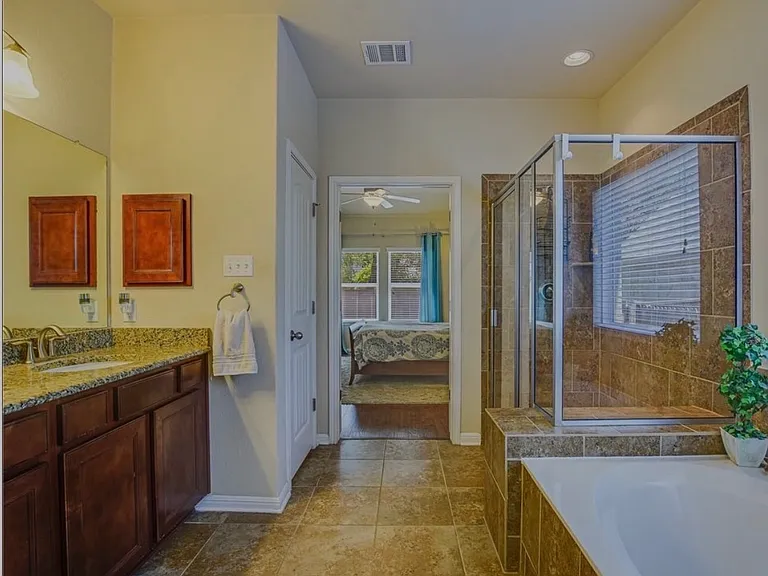 116 Copper Lake Ln — Photo 12