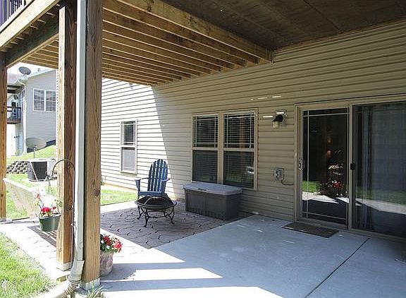 4th image of 8704 Wildewood Dr