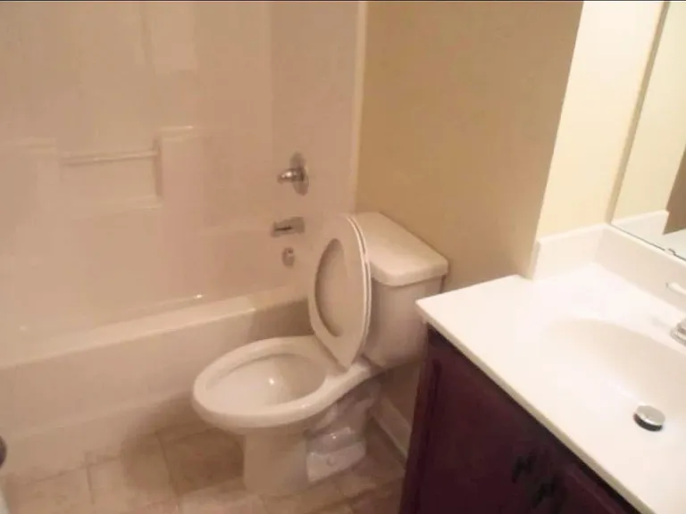 2708 Tree St #2708 — Photo 7