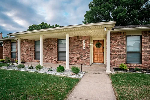 5097 Roberts Dr Photo 1 5097 Roberts Dr Photo 1