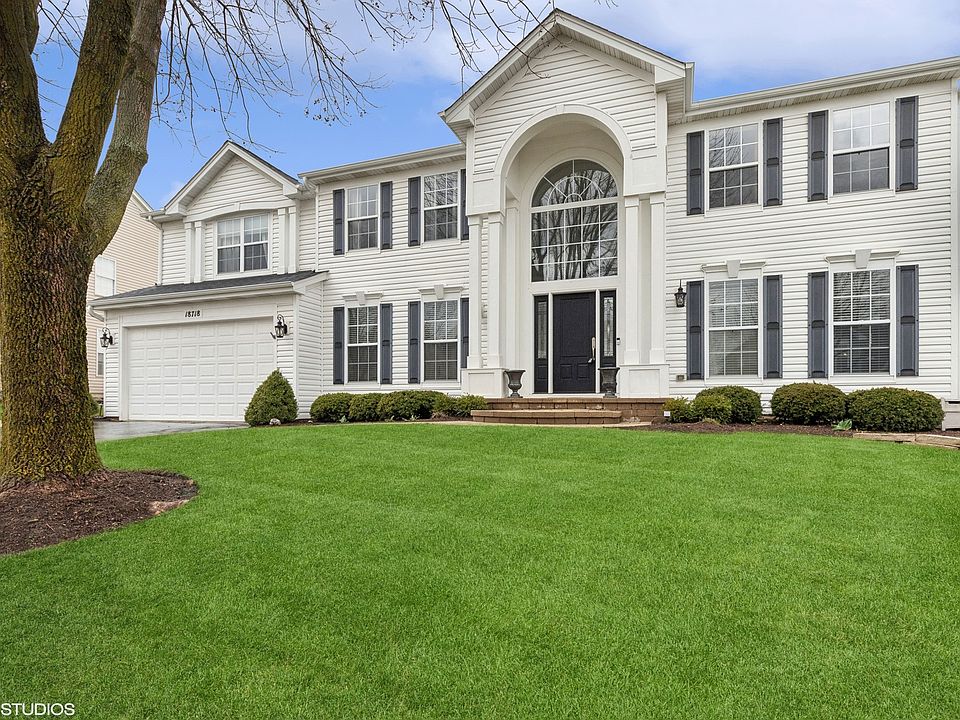 1st image of 18718 W Meadow Grass Dr