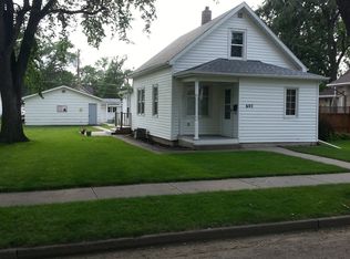 607 N Lloyd St, Aberdeen, SD 57401