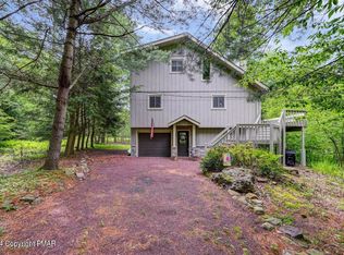 1233 Clear Pond Rd, Pocono Pines, PA 18350