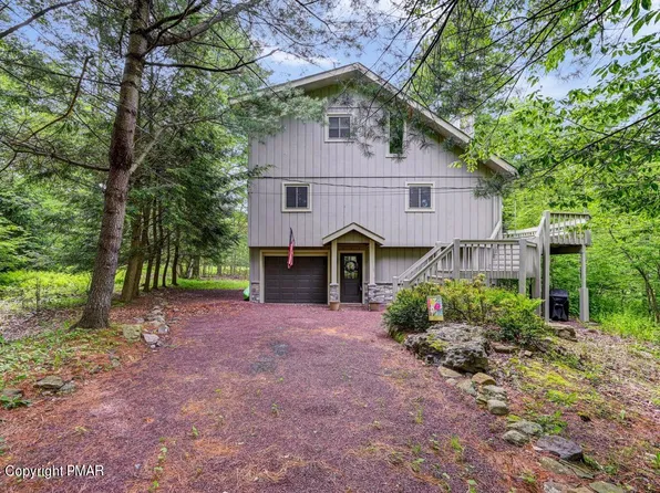 1233 Clear Pond Rd, Pocono Pines, PA 18350