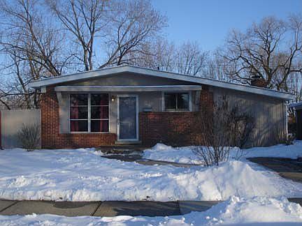 1st image of 3910 Edgeland Ave