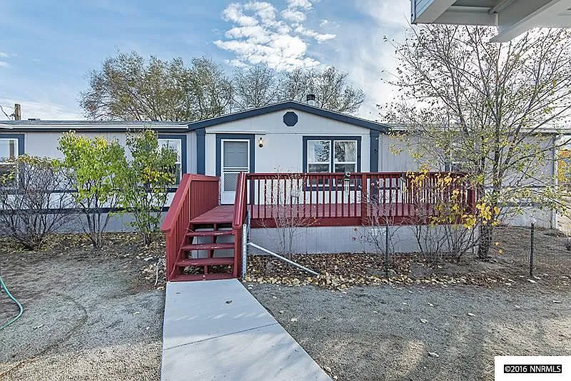 3070 White Pine Dr photo 1