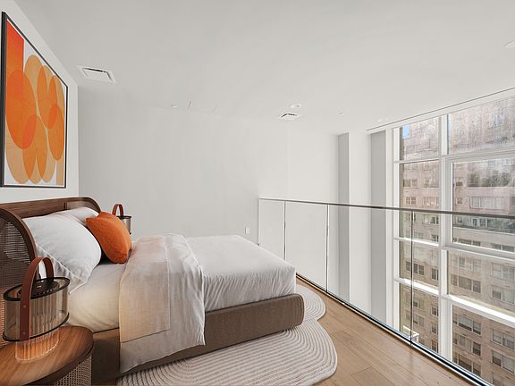 4th image of 1059 3rd Ave APT 15C