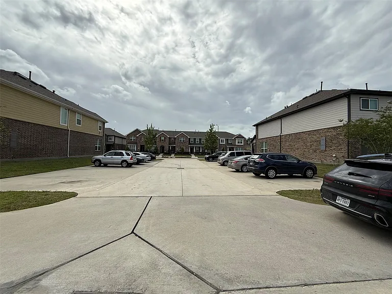15850 Perthshire Creek Dr — Photo 34