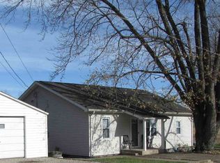 604 E Clark St, Owensville, IN 47665