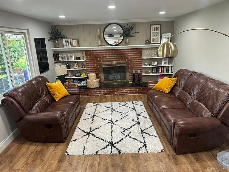 2165 Oak Tree Dr E — Photo 46
