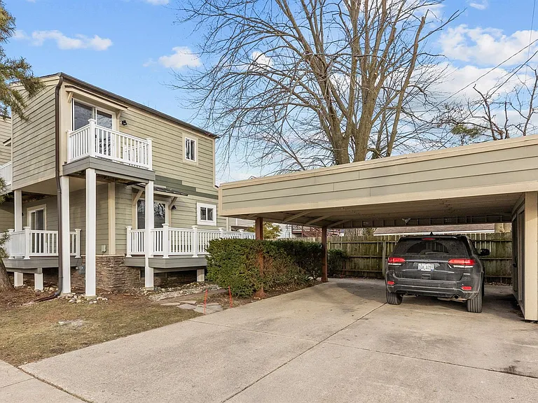 602 E Lincoln St — Photo 19