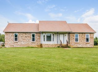 3517 Maxey Rd, Cedar Hill, TN 37032