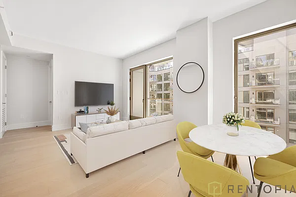 Living room, photo 1