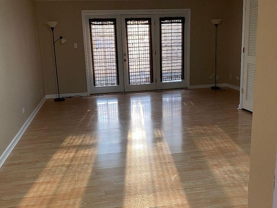 1st image of 485 Plum Creek Ct #4