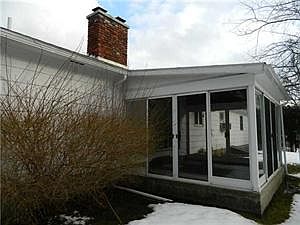 3rd image of 141 Linden Ave