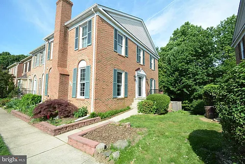 6153 Summer Park Ln Photo 1