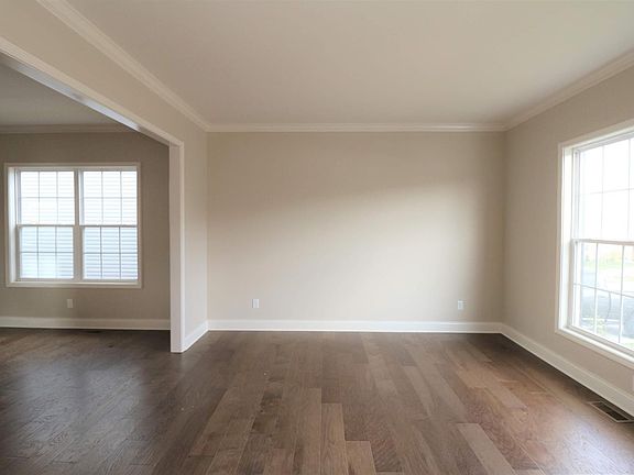 4th image of 117 Waxwing Ln