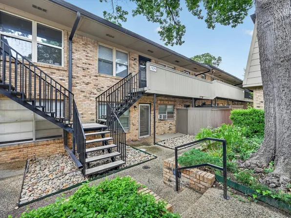 7929 Royal Ln APT 220, Dallas, TX 75230