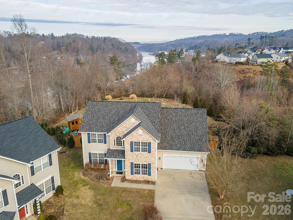 1st image of 53 Stone River Dr
