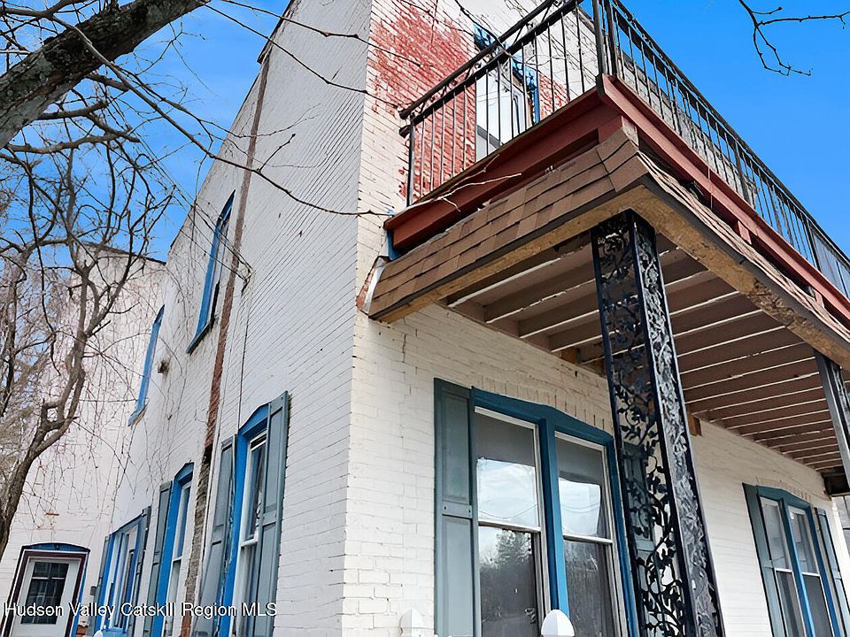 1st image of 3051 Main Street