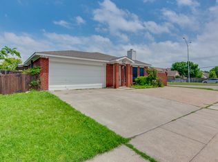 7429 Laurelhill Ct S, Fort Worth, TX 76133