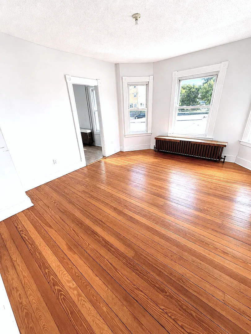 503 Baldwin St — Photo 3