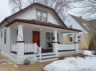 1932 Ludington Ave, Wauwatosa, WI 53226