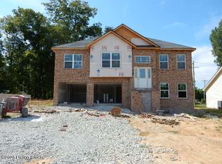 112 Family Trl, Lebanon Junction, KY 40150