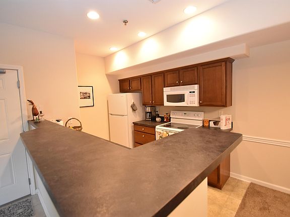 2nd image of 4218 Reserve Rd APT 104