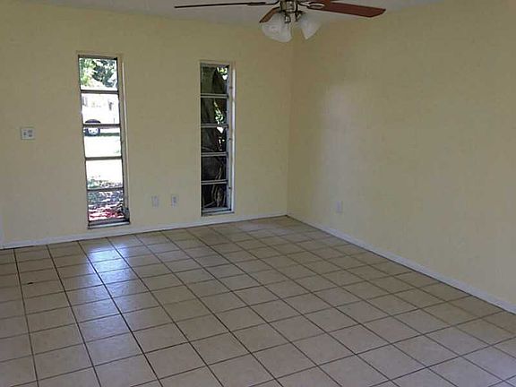 2nd image of 645 15th Ave