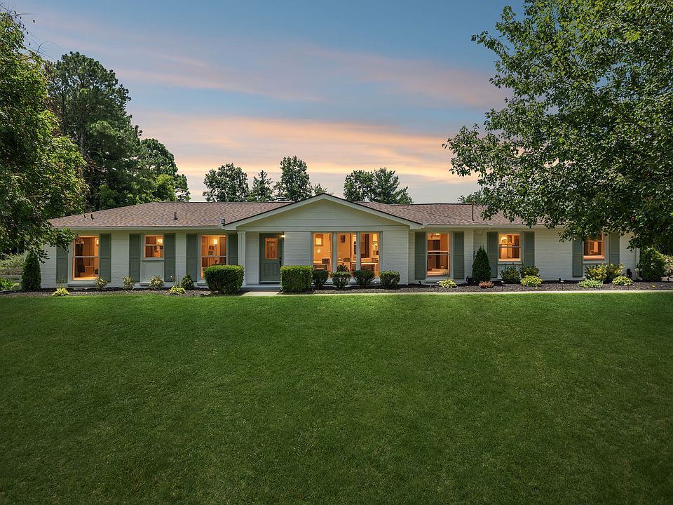 1st image of 2409 Bellevue Manor Dr